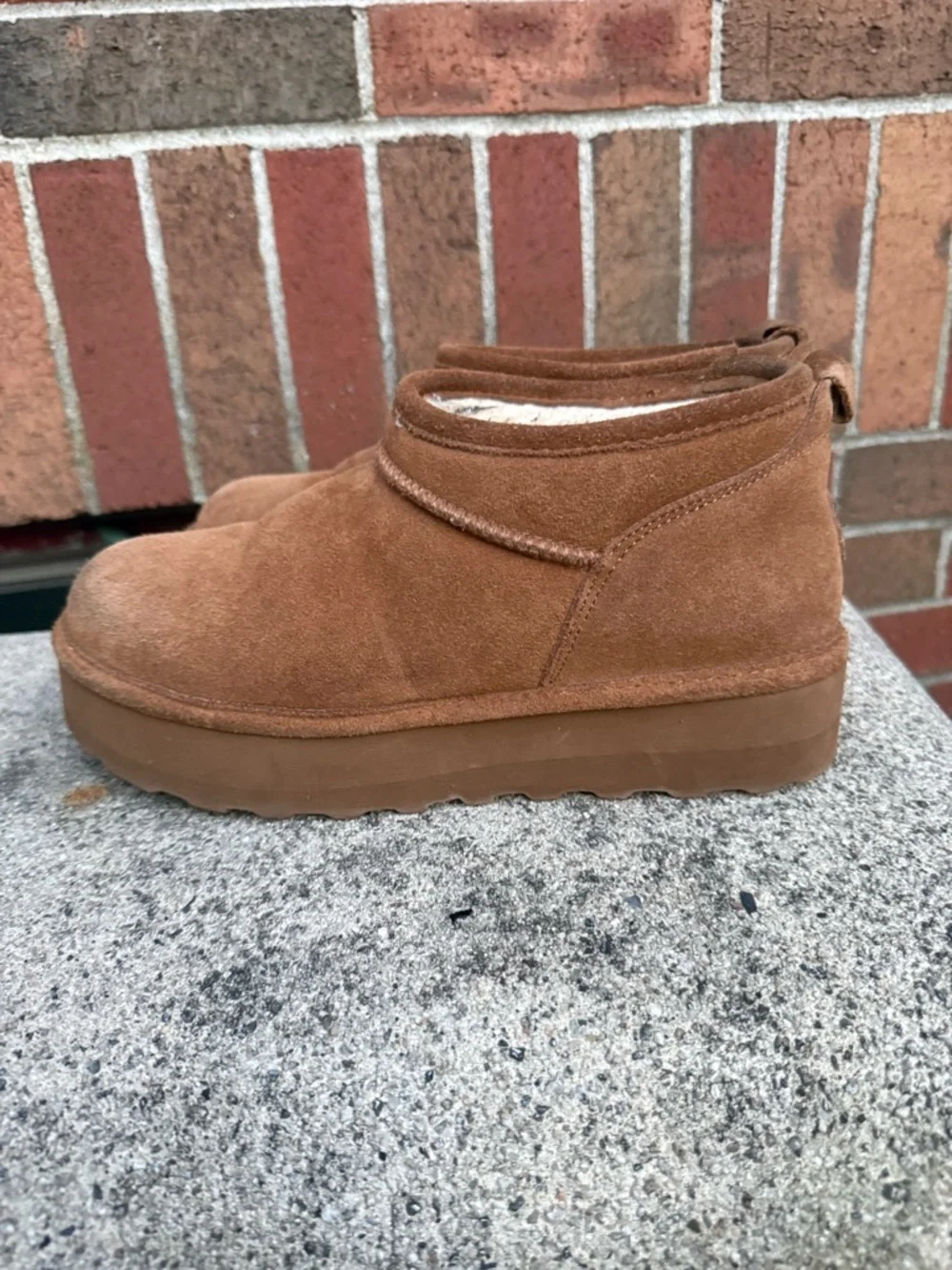 Bearpaw Retro Super Shorty Suede Ankle Boots Chestnut Brown Womens Size 11